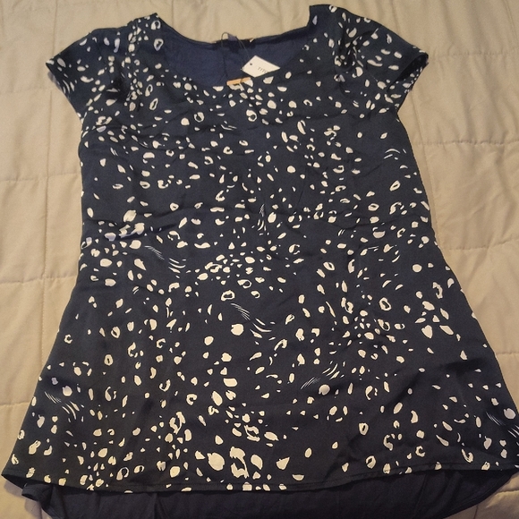 Elegant Navy and White Women's Blouse - Picture 1 of 4
